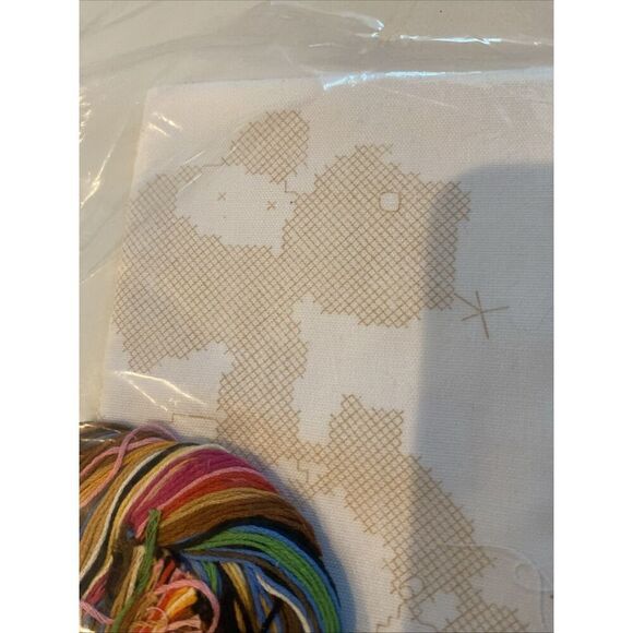 Golden Bee Stamped Cross Stitch Kit 20162 Bears Are 14x14 Teddy Panda Hat 1983 - Picture 4 of 4